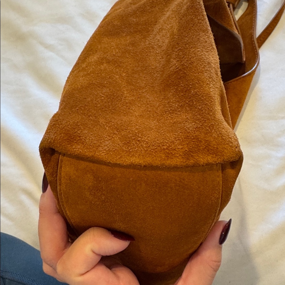 Reformation Small Vittoria Tote - Picture 6 of 11